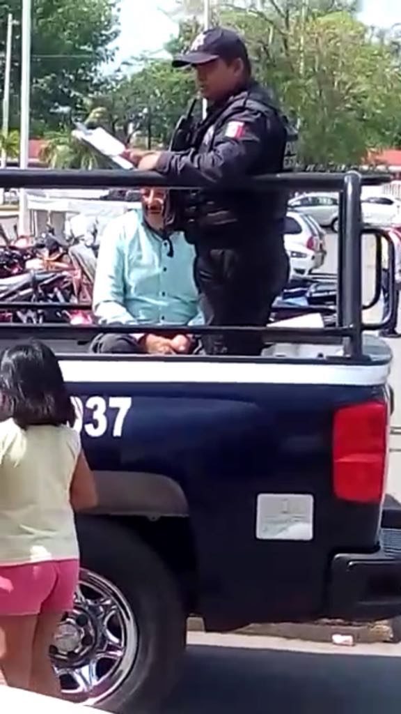 DETIENEN A PEDÓFILO EN PLAZA DE CHETUMAL