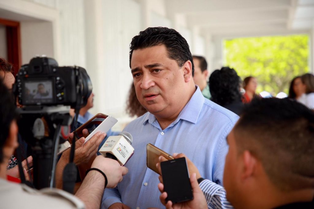 APERTURA DE CONGRESO SIN RESTRICCIÓN