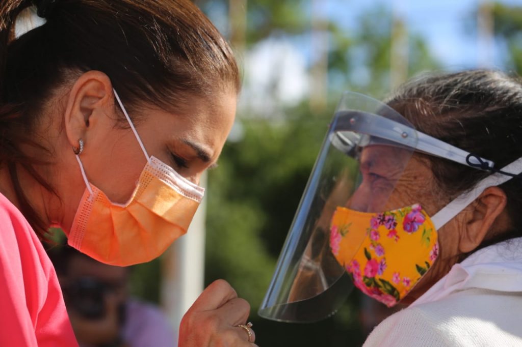 GOBIERNO MUNICIPAL BENEFICIA A ADULTOS MAYORES DE BONFIL Y PUERTO JUÁREZ