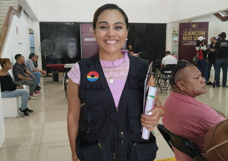Reasignarán dinero de becas escolares para apoyar a personas cuidadoras