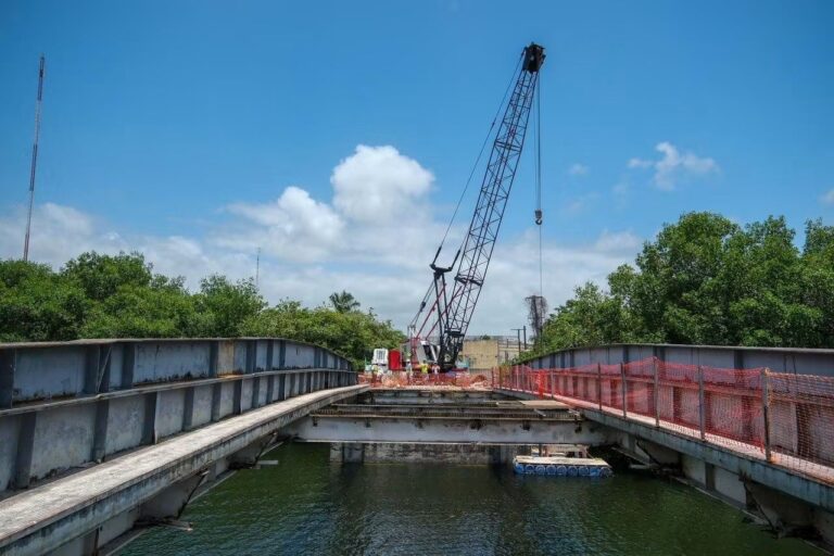 Al 40% puente de Subteniente López; inversión federal de $42 millones