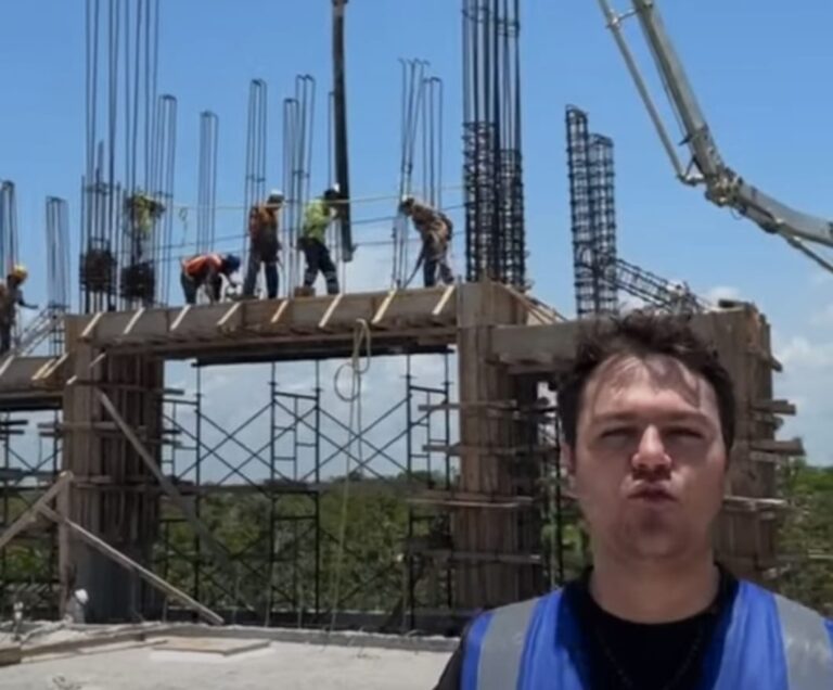 Avanza la construcción de la catedral; está a la mitad la espadaña