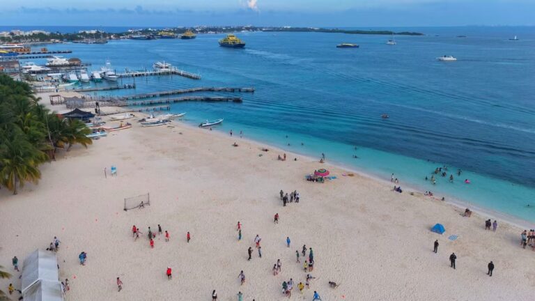 Prevé Sectur ocupación de 70% en el Caribe mexicano durante verano