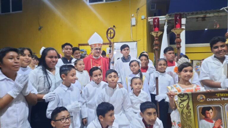 Celebra obispo la promoción de los sacramentos entre la juventud