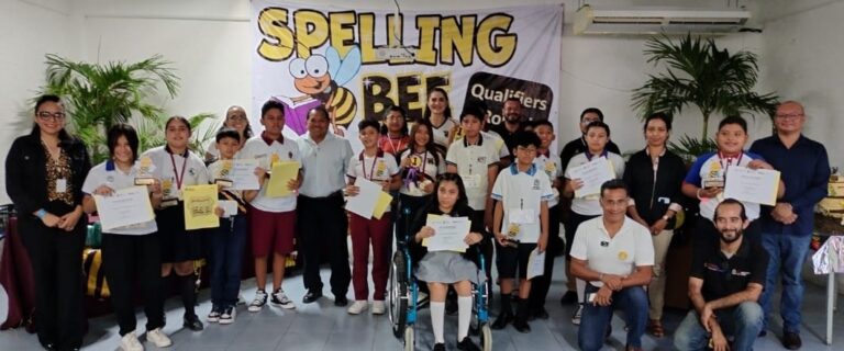 Certifican en inglés a 60 alumnos de primaria y secundaria
