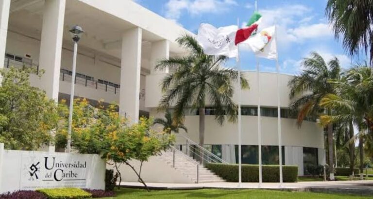 Envía la Unicaribe a 18 alumnos a universidades del país y el extranjero