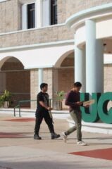 Sin acuerdos Uqroo y sindicato; conflicto laboral cumple más de un mes
