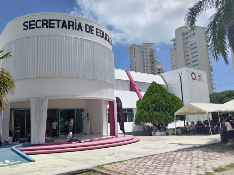 Concluye recepción de documentos para 15,000 becas escolares