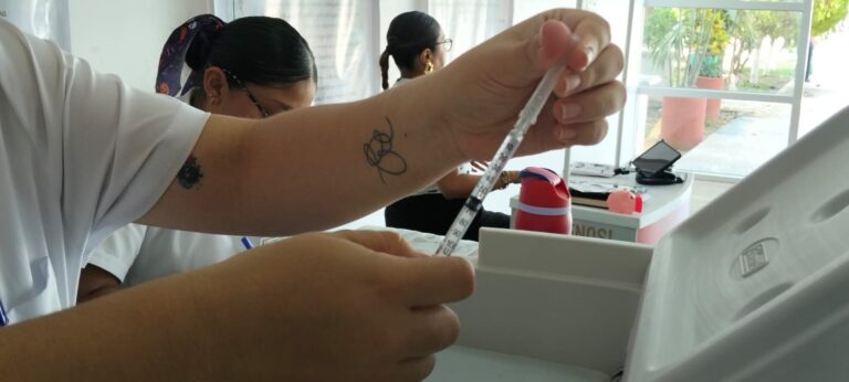 Vacunará IMSS contra influenza, covid-19 y neumococo en Quintana Roo